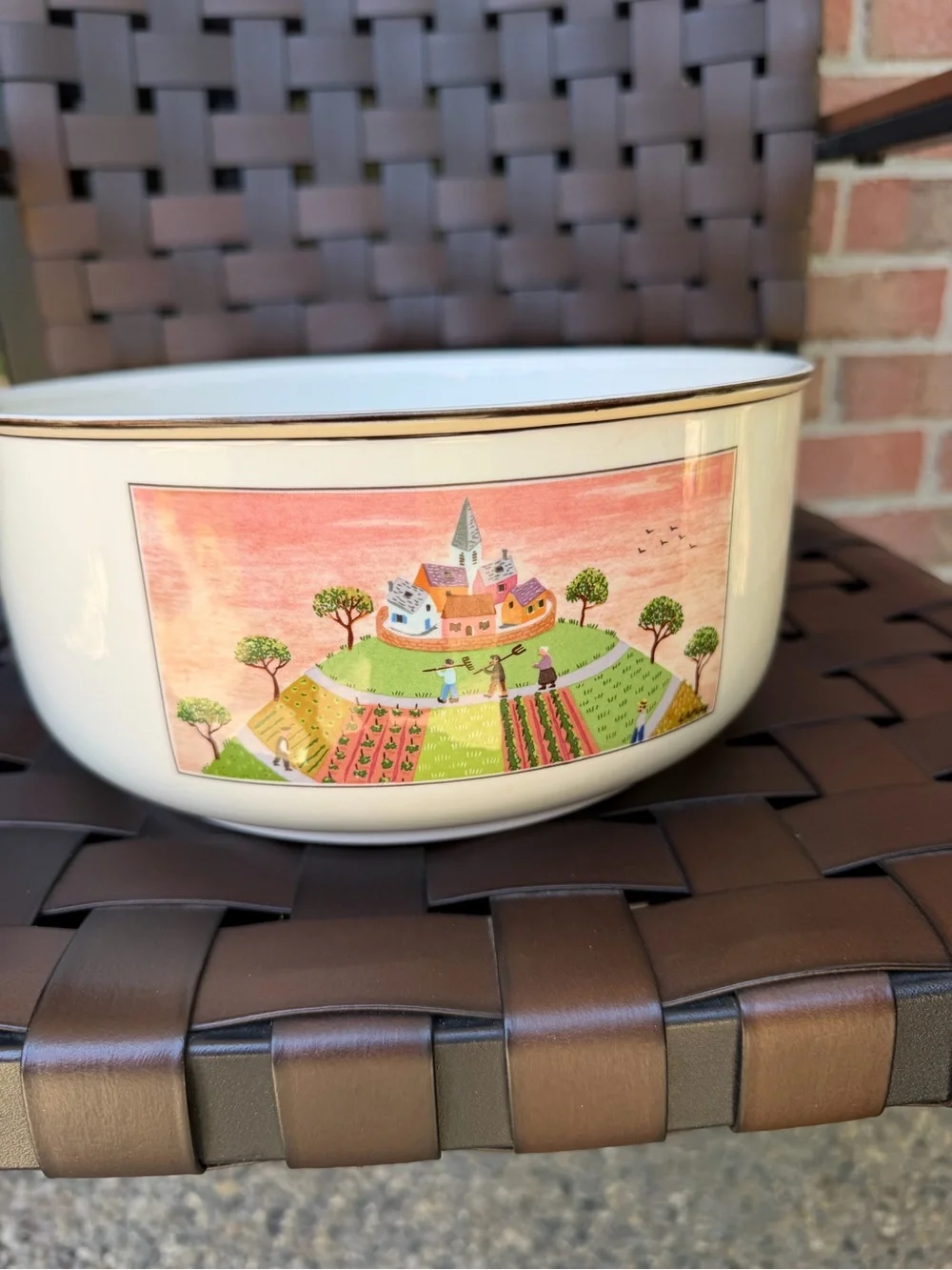 Villeroy & Boch Design Naïf Vegetable Serving Bowl PRICE DROP FIRM